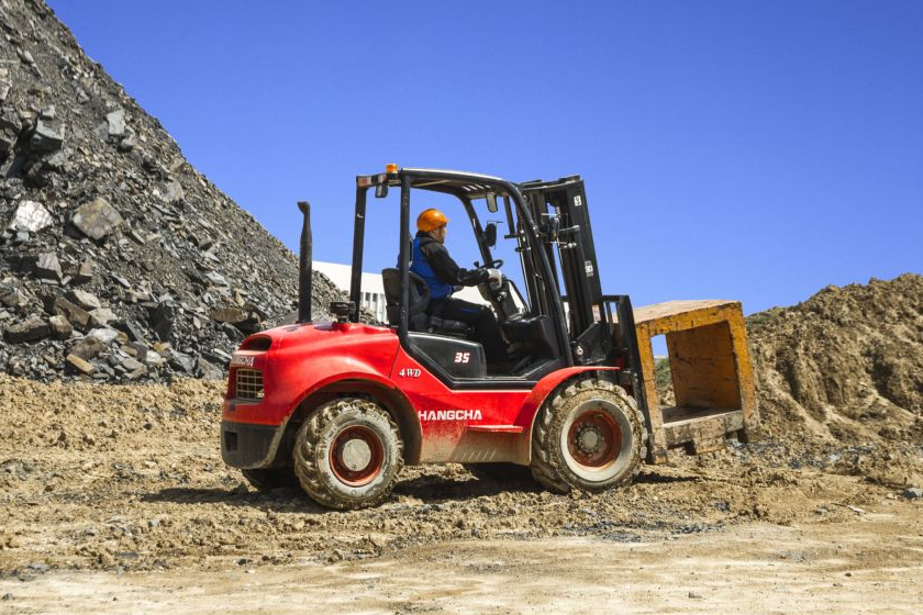 Heavy Lift Forklifts – Forklift Equipment Image