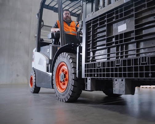 Forklift Equipment Photo – Heavy Lift Forklifts