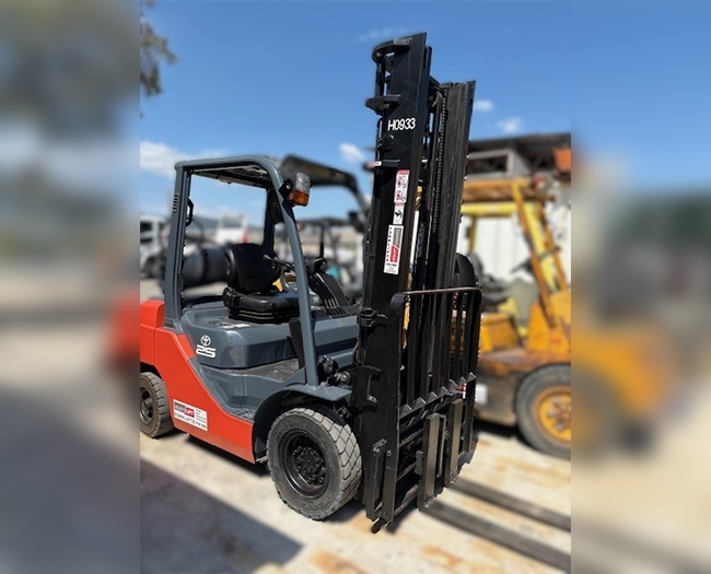 Toyota 2.5T 32-8FG25 LPG - For Hire