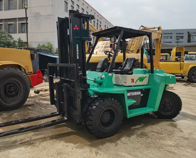 Mitsubishi FD70T 7-Tonne Diesel Forklift for Hire – Heavy Lift Forklifts