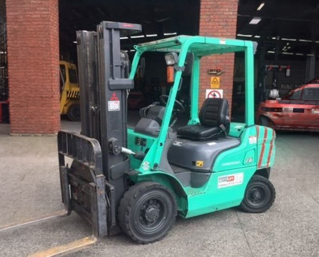 Mitsubishi 2.5T FD25ZNT Diesel Forklift – Heavy Lift Forklifts