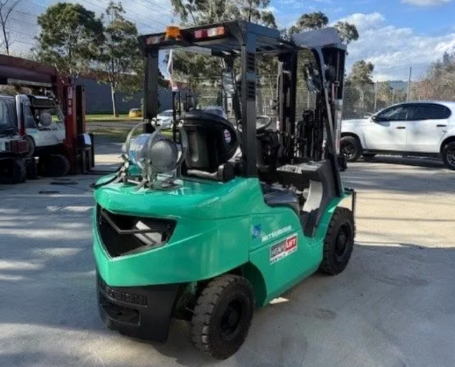 Mitsubishi 2.5T FG25ZN LPG Forklift – Heavy Lift Forklifts