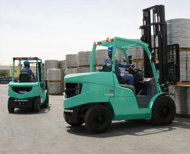 Mitsubishi-4T-FG40NT-Diesel_1