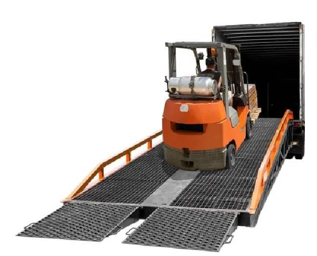 Forklift Attachment Close-Up – Heavy Lift Forklifts